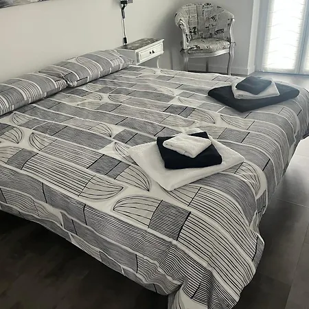 Casa de hóspedes Estilenuevo Fashion 3*